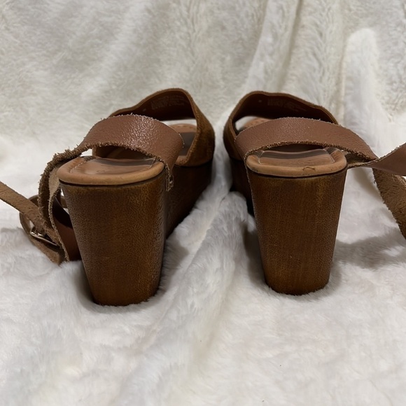 196. Seychelles leather and suede platform sandals size 8 - Picture 5 of 7